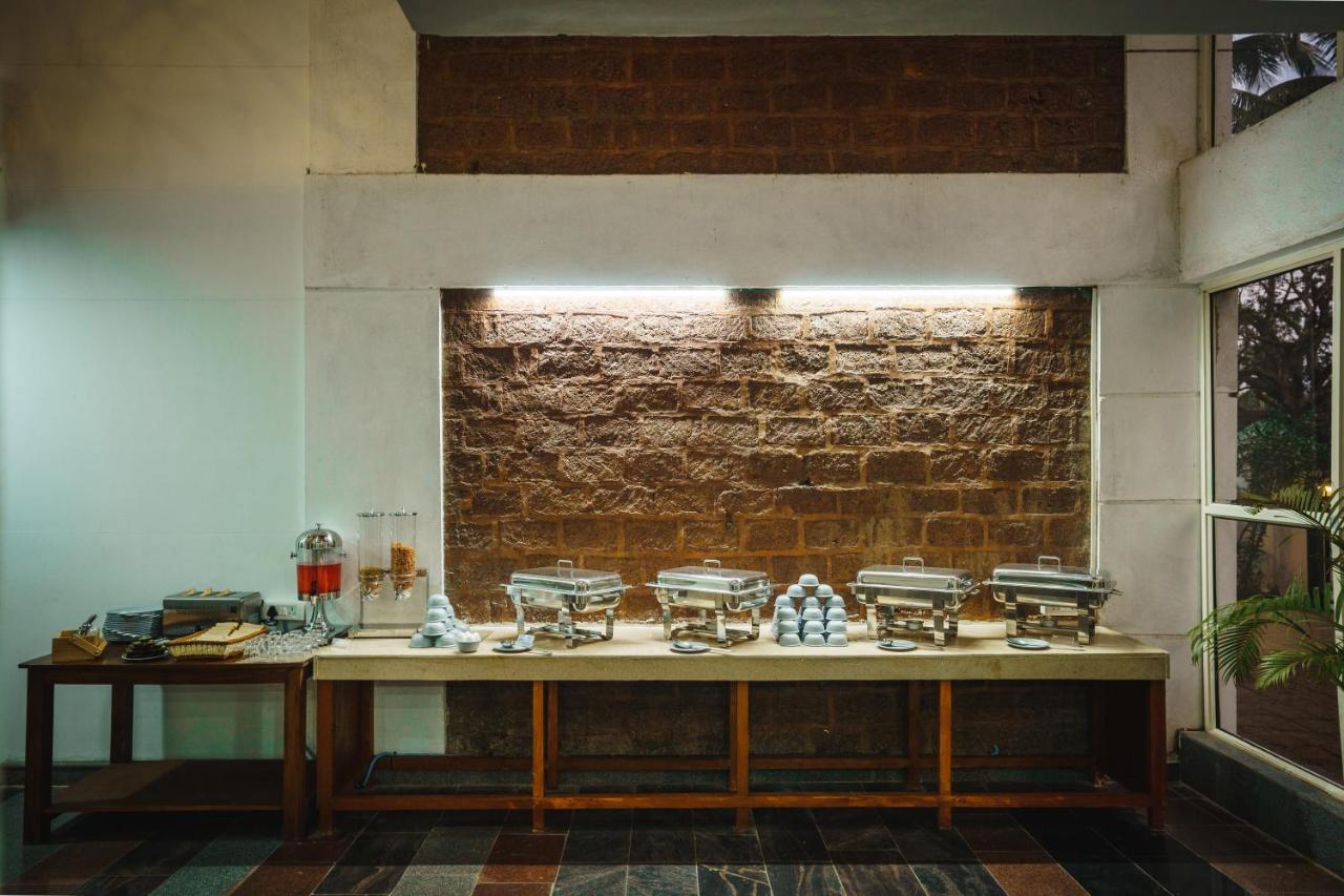 Derive Hotel By Amor Candolim Exterior foto